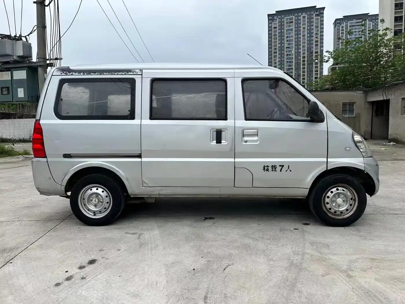Wuling Rongguang 2011 1.2L Standard Edition — миниатюра 4