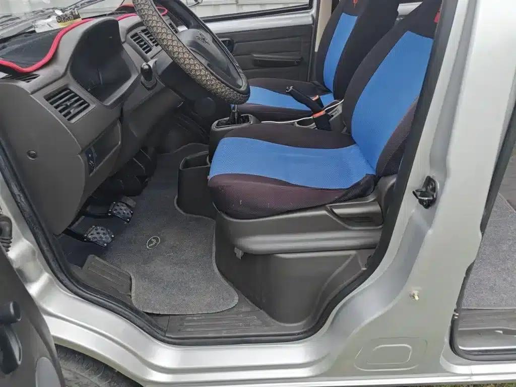 Wuling Rongguang 2017 1.5L Extended Basic Model — миниатюра 12