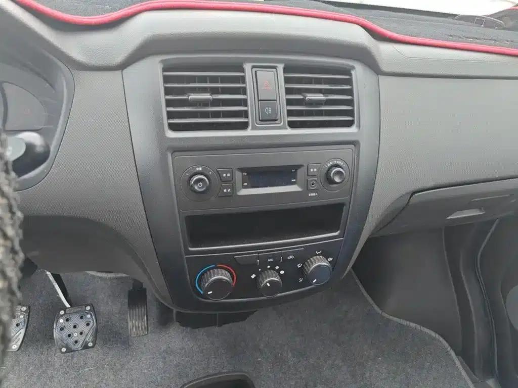 Wuling Rongguang 2017 1.5L Extended Basic Model — миниатюра 10