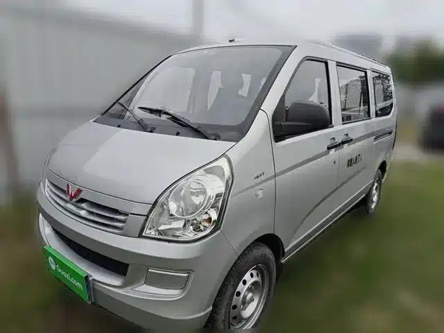Wuling Rongguang 2017 1.5L Extended Basic Model