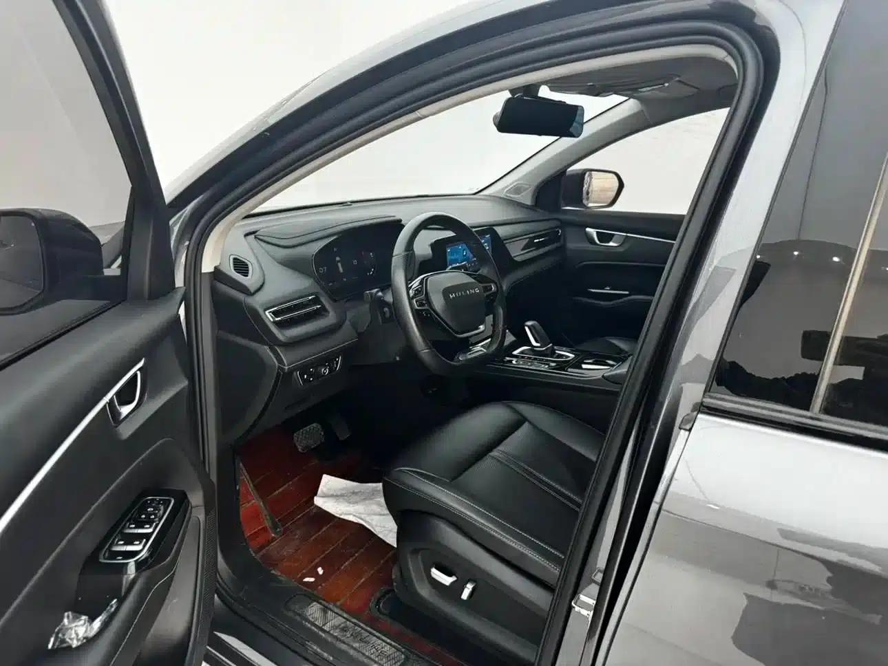Wuling Capgemini 2020 1.5T CVT Flagship Business Class — миниатюра 4