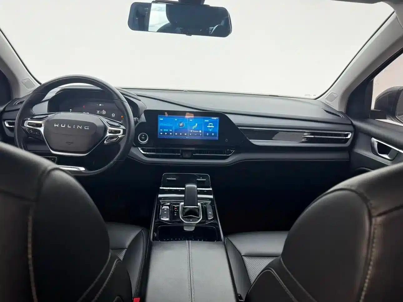 Wuling Capgemini 2020 1.5T CVT Flagship Business Class — миниатюра 6