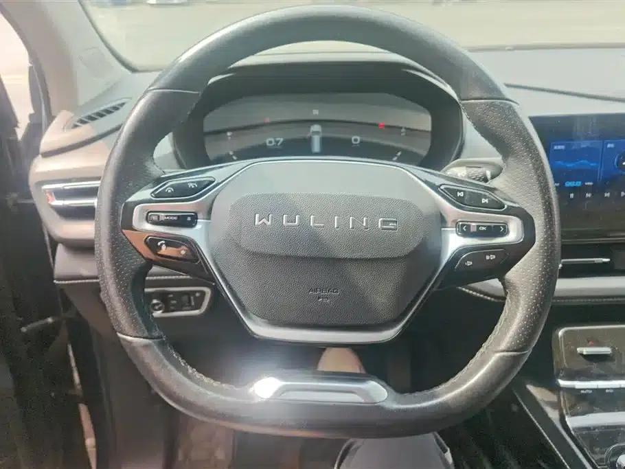 Wuling Capgemini 2020 1.5T CVT Flagship Edition — миниатюра 15