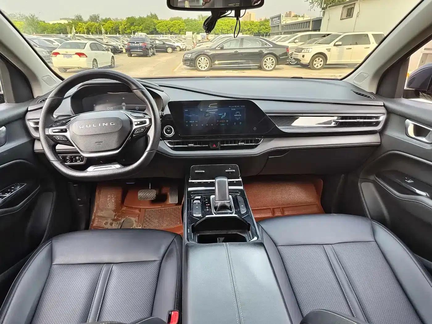Wuling Capgemini 2020 1.5T CVT Flagship Edition — миниатюра 12