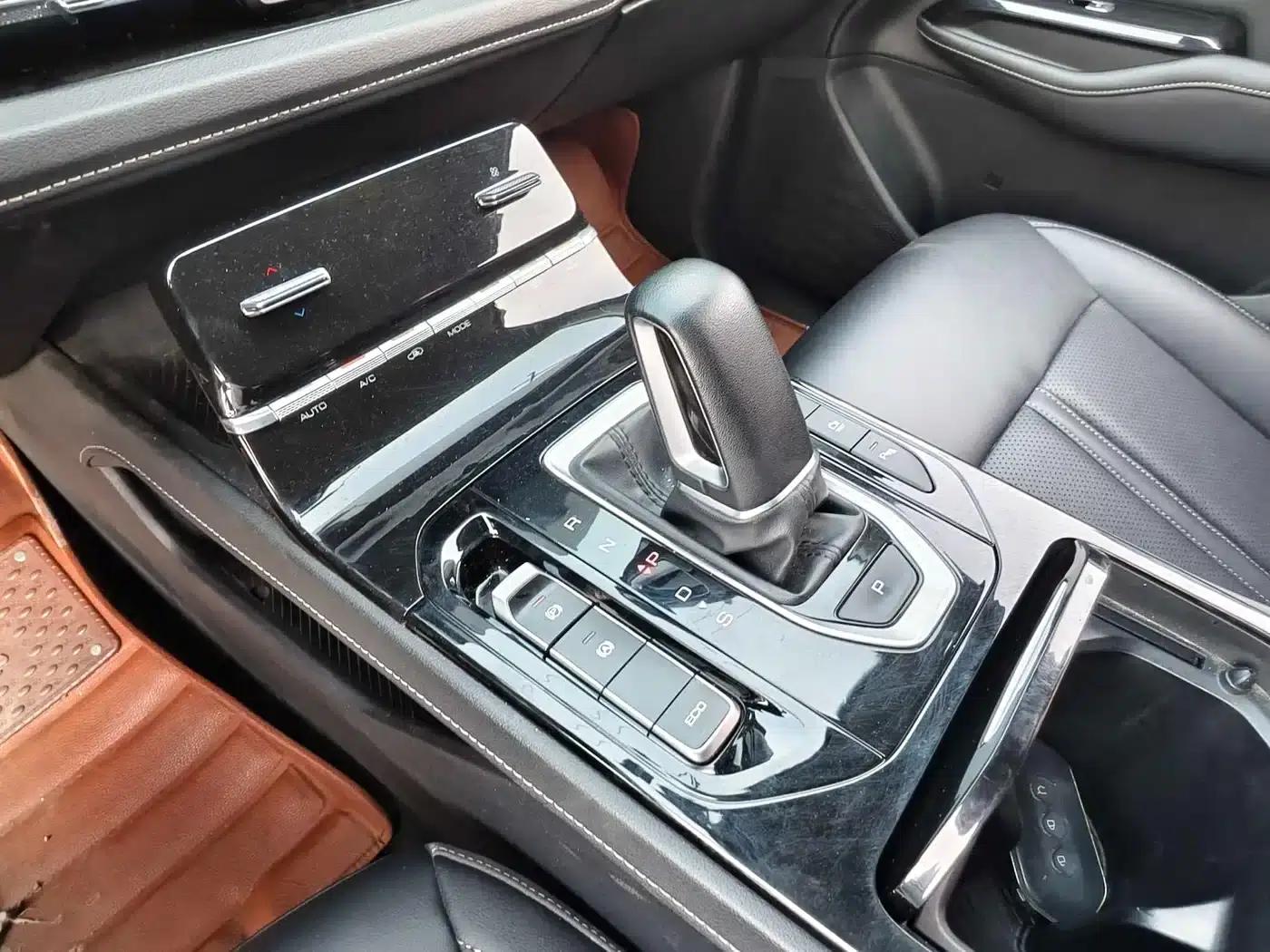 Wuling Capgemini 2020 1.5T CVT Flagship Edition — миниатюра 7