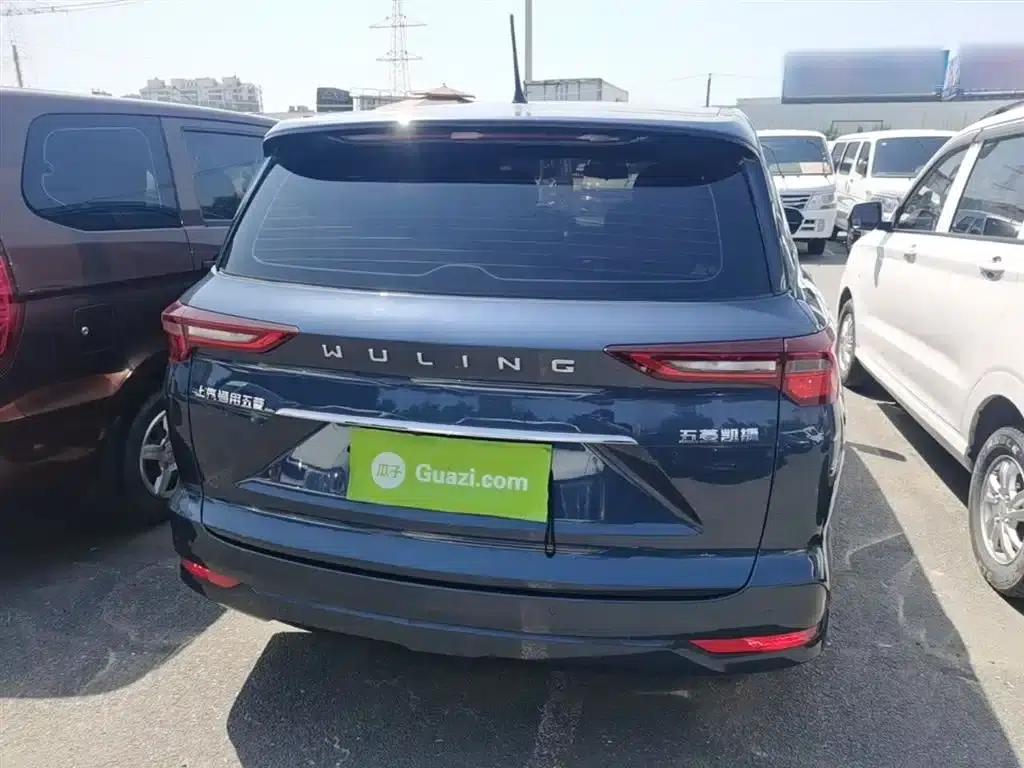 Wuling Capgemini 2020 1.5T CVT Elite — миниатюра 6