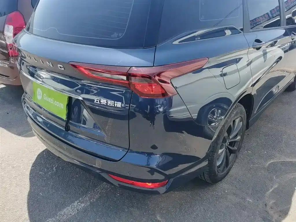 Wuling Capgemini 2020 1.5T CVT Elite — миниатюра 8