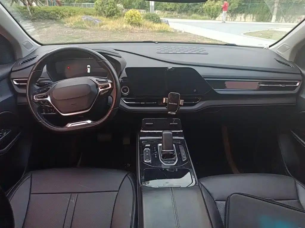 Wuling Capgemini 2020 1.5T CVT Flagship Edition — миниатюра 13