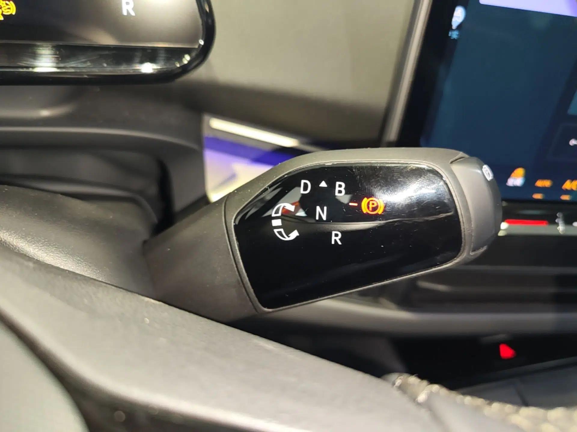 Volkswagen ID.UNYX 2024 Ultra Long-Range Version — миниатюра 17