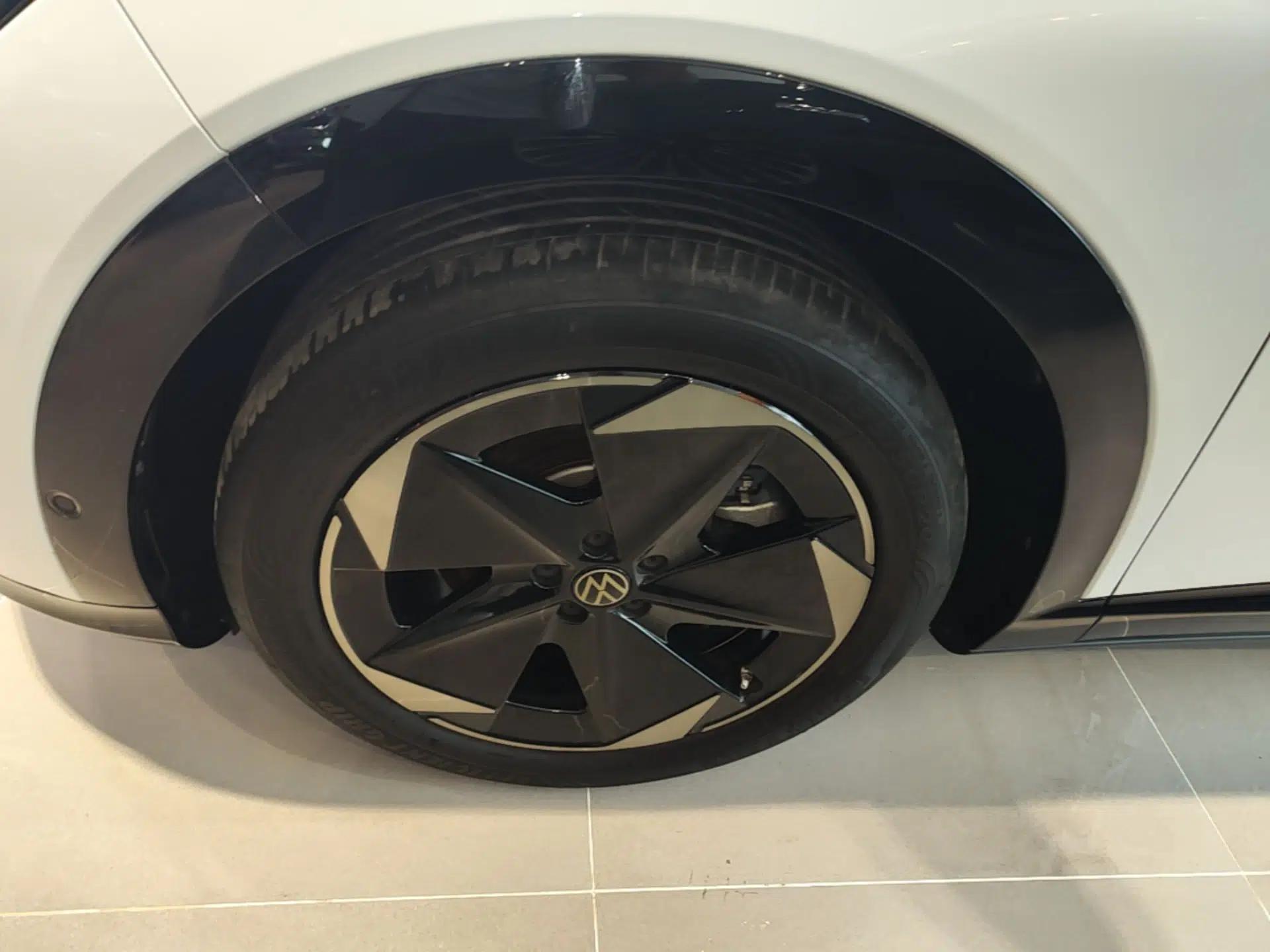 Volkswagen ID.UNYX 2024 Ultra Long-Range Version — миниатюра 8