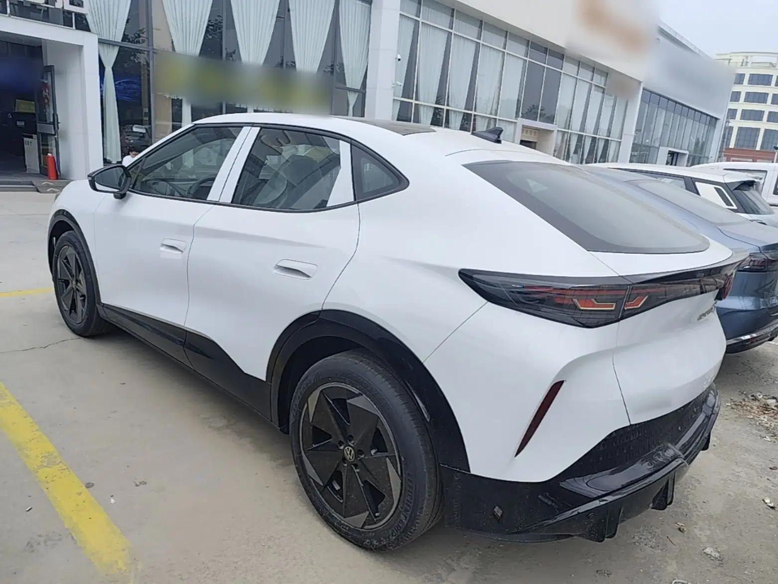 Volkswagen ID.UNYX 2025 Pure Model — миниатюра 4