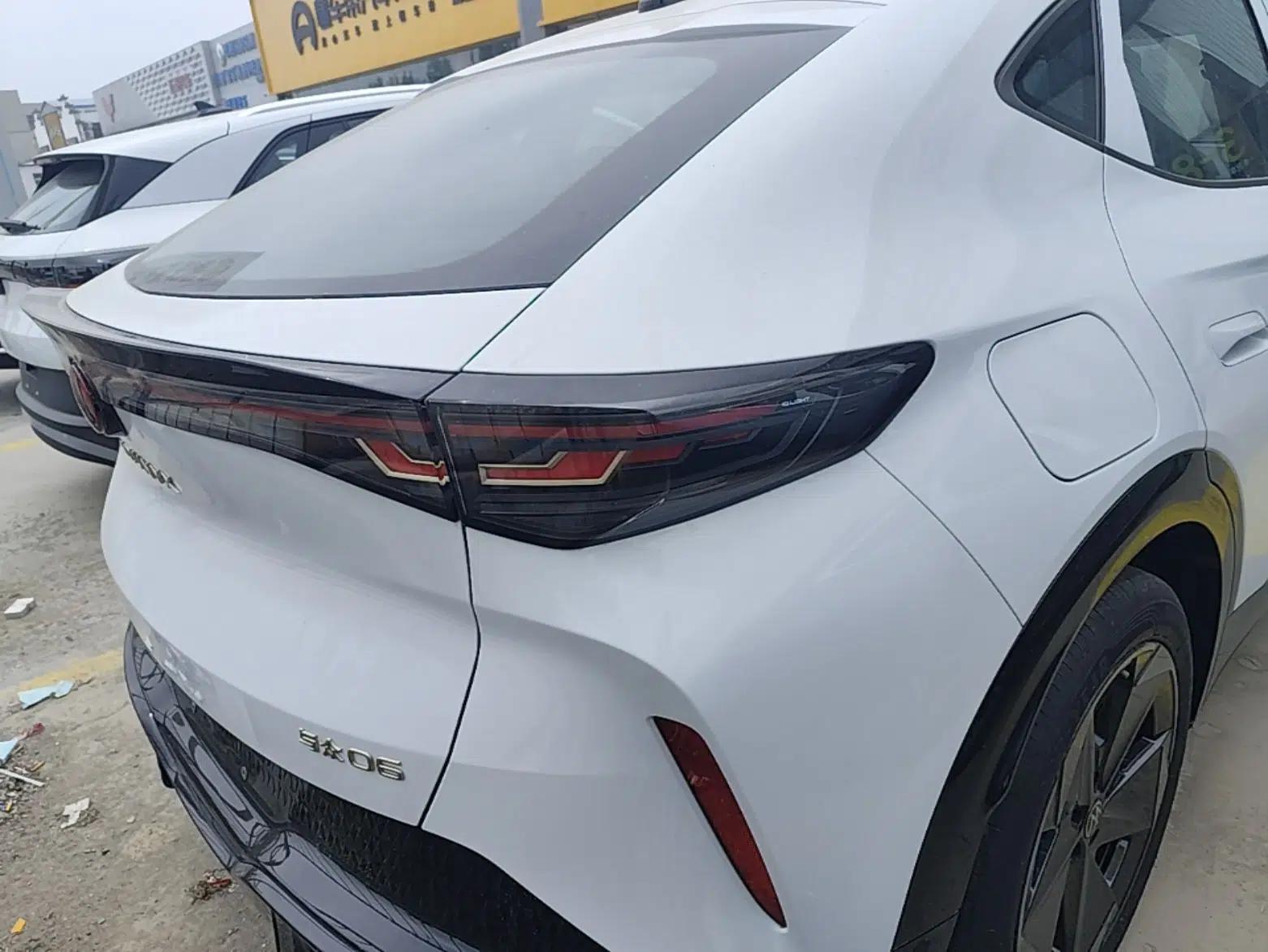 Volkswagen ID.UNYX 2025 Pure Model — миниатюра 7
