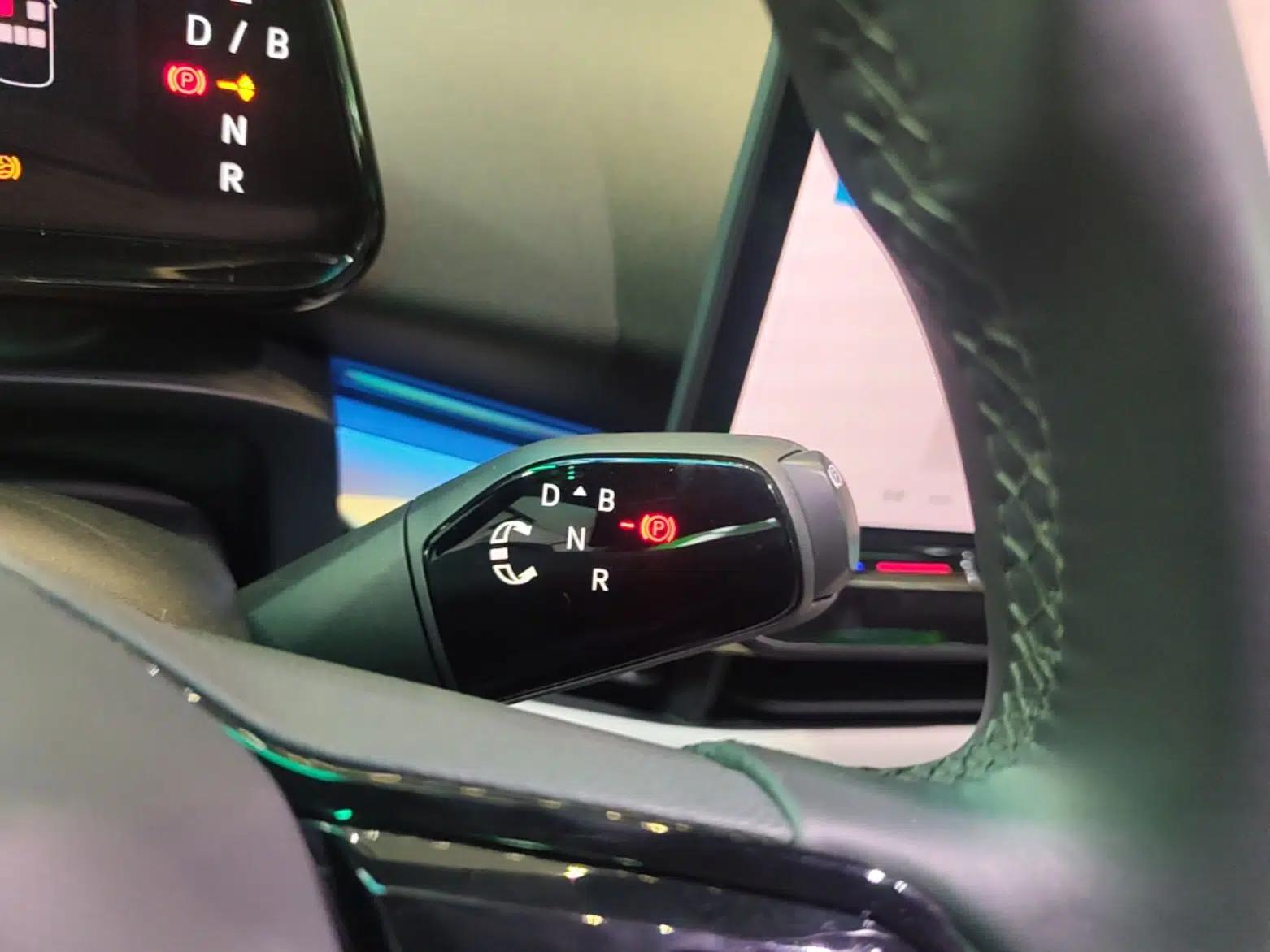 Volkswagen ID.UNYX 2024 Max High-Performance Edition — миниатюра 17