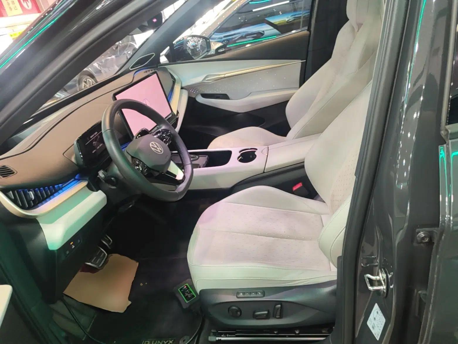 Volkswagen ID.UNYX 2024 Max High-Performance Edition — миниатюра 18