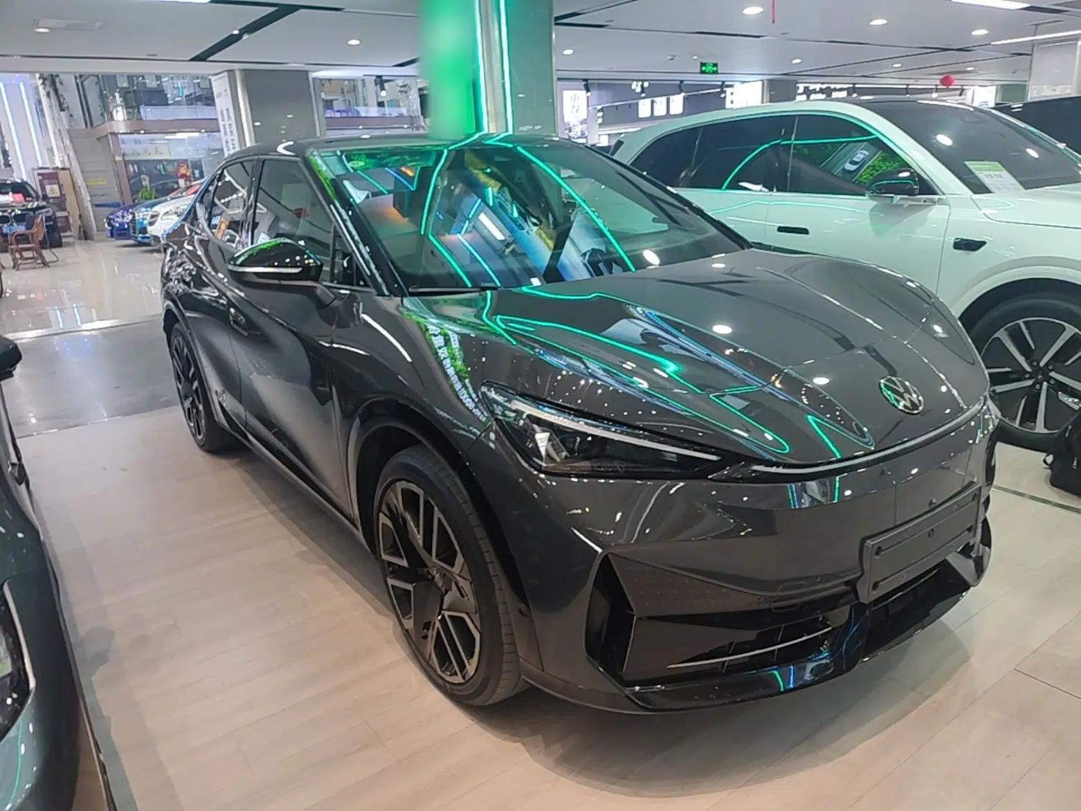 Volkswagen ID.UNYX 2024 Max High-Performance Edition — миниатюра 3