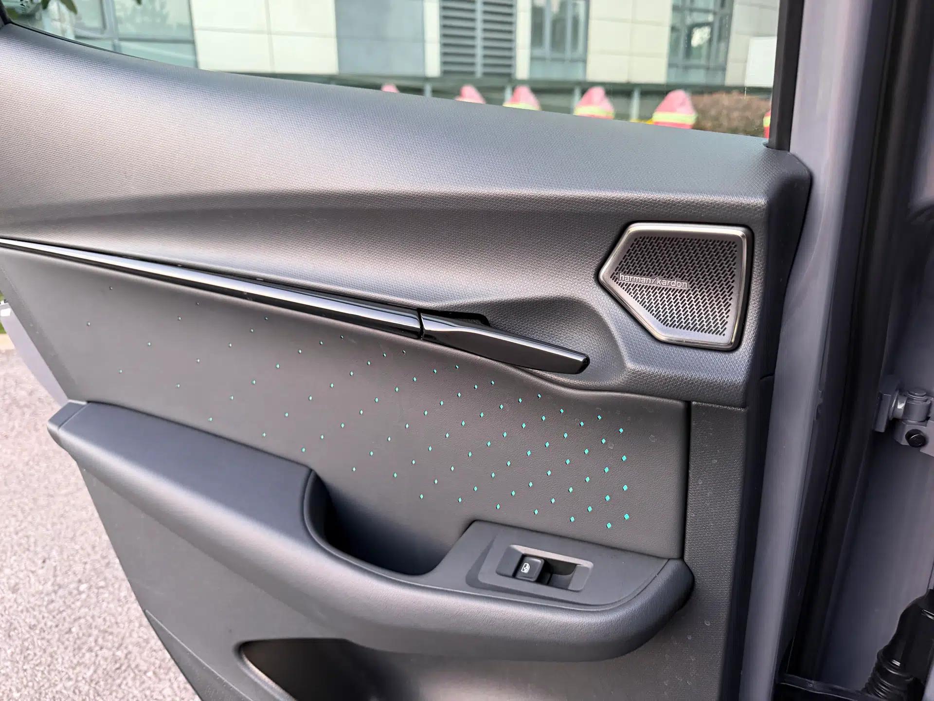 Volkswagen ID.UNYX 2024 Revised Ultra Long-Range Version — миниатюра 25