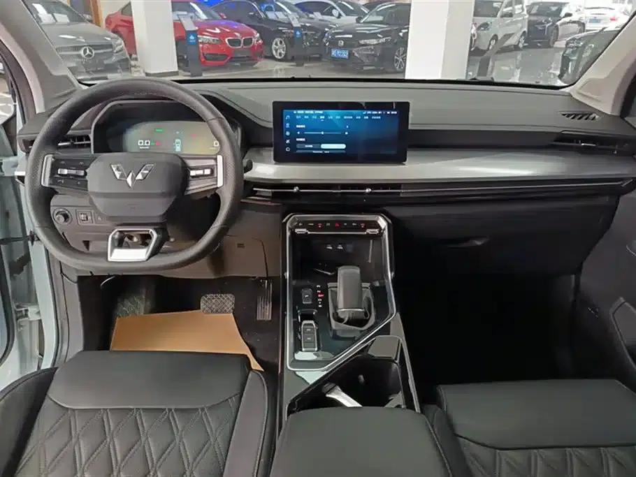 Wuling Xingchen 2022 2.0L DHT Electric Speed Model — миниатюра 12