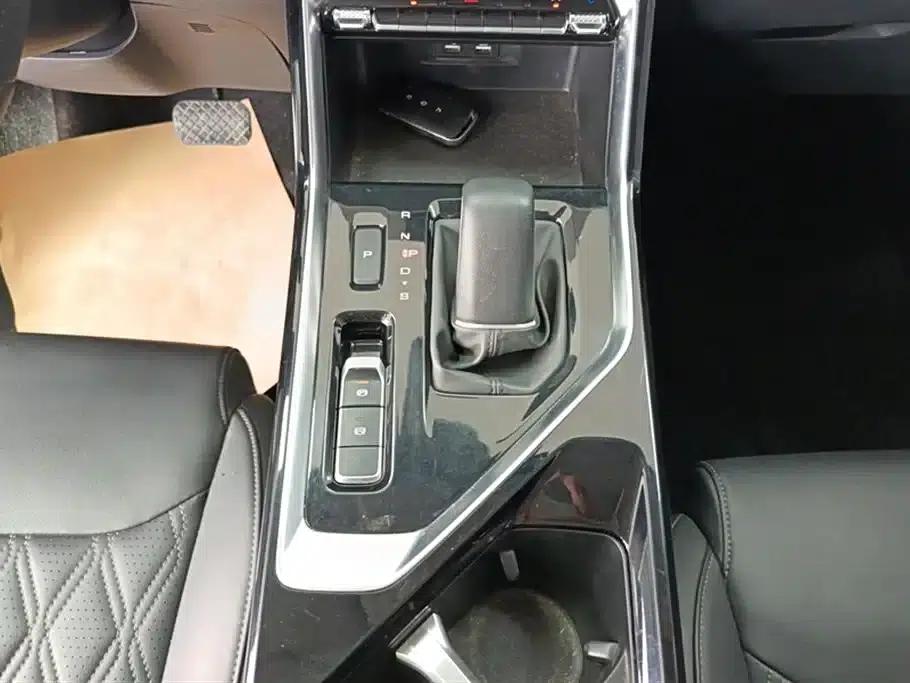 Wuling Xingchen 2022 2.0L DHT Electric Speed Model — миниатюра 16