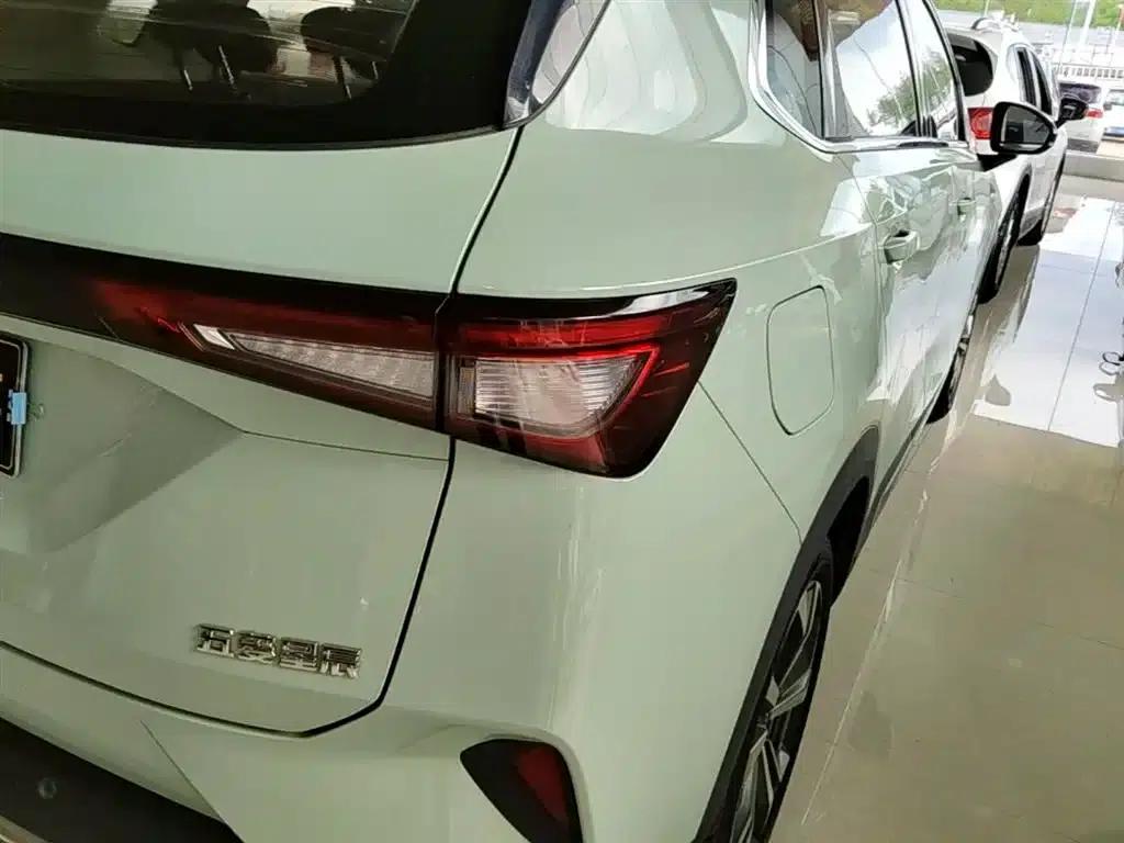 Wuling Xingchen 2021 1.5T CVT Star Edition — миниатюра 8