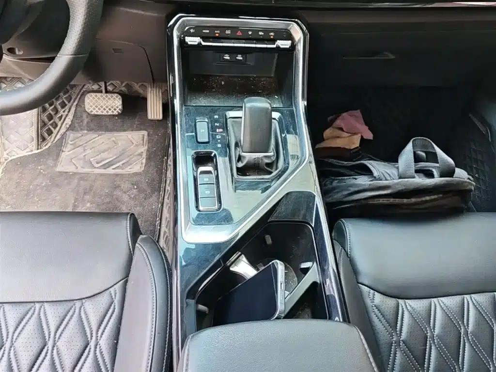 Wuling Xingchen 2022 2.0L DHT Electric Speed Model — миниатюра 14