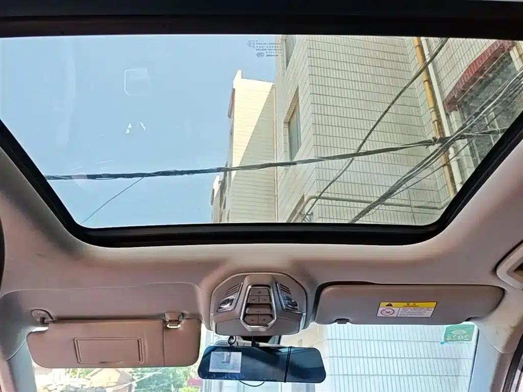 Wuling Xingchen 2022 2.0L DHT Electric Speed Model — миниатюра 18