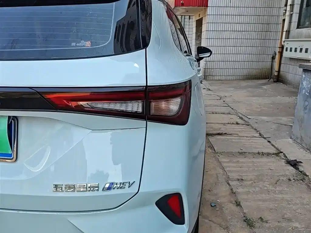 Wuling Xingchen 2022 2.0L DHT Electric Speed Model — миниатюра 8