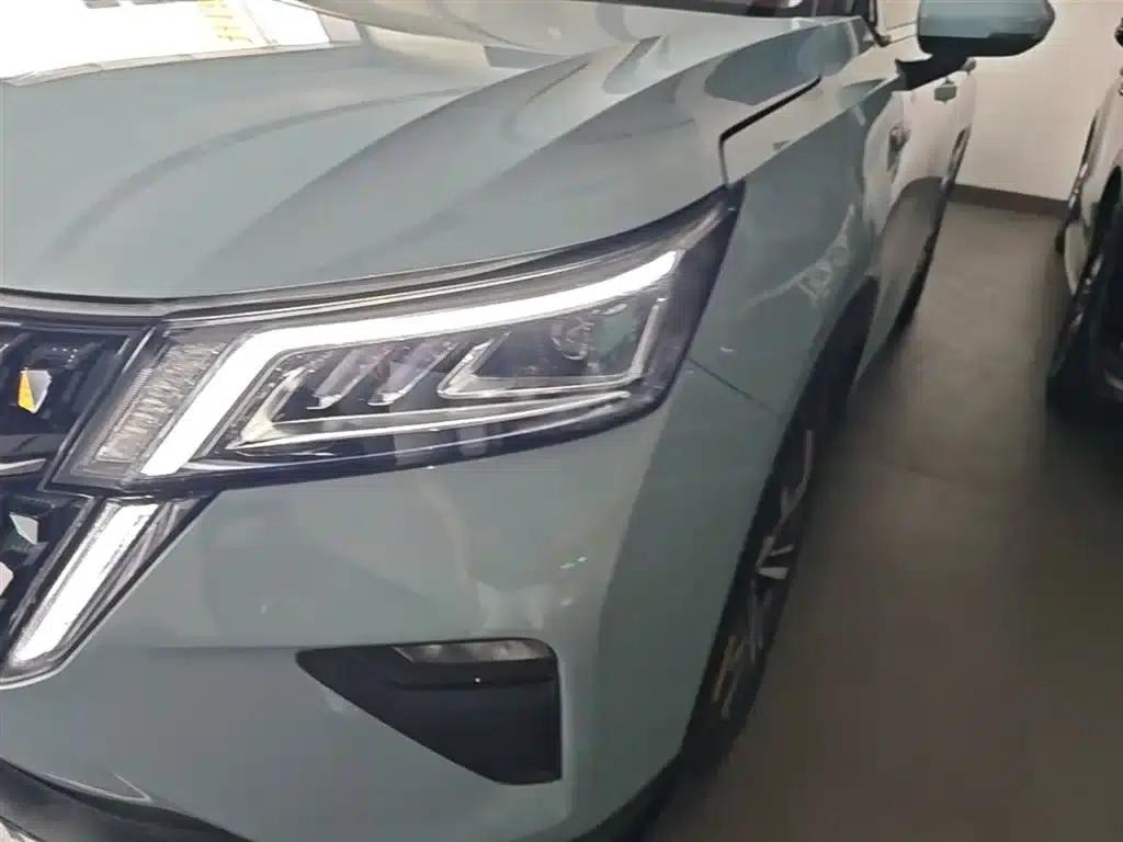 Wuling Xingchen 2021 1.5T CVT Star Edition — миниатюра 24