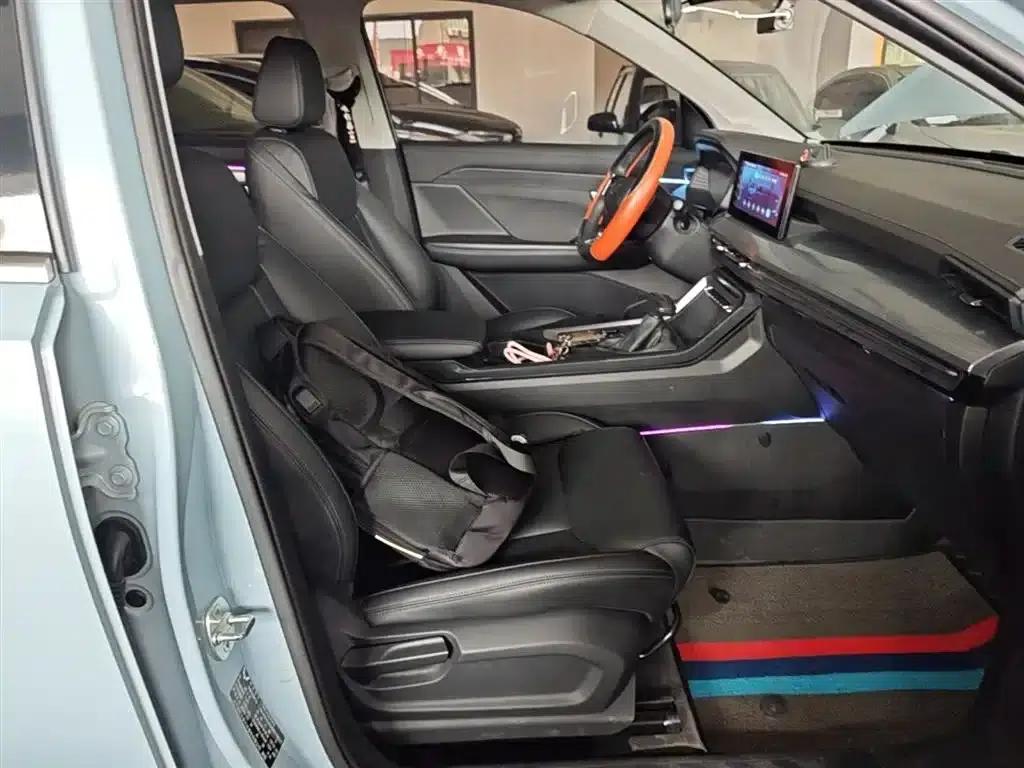 Wuling Xingchen 2021 1.5T CVT Star Edition — миниатюра 25