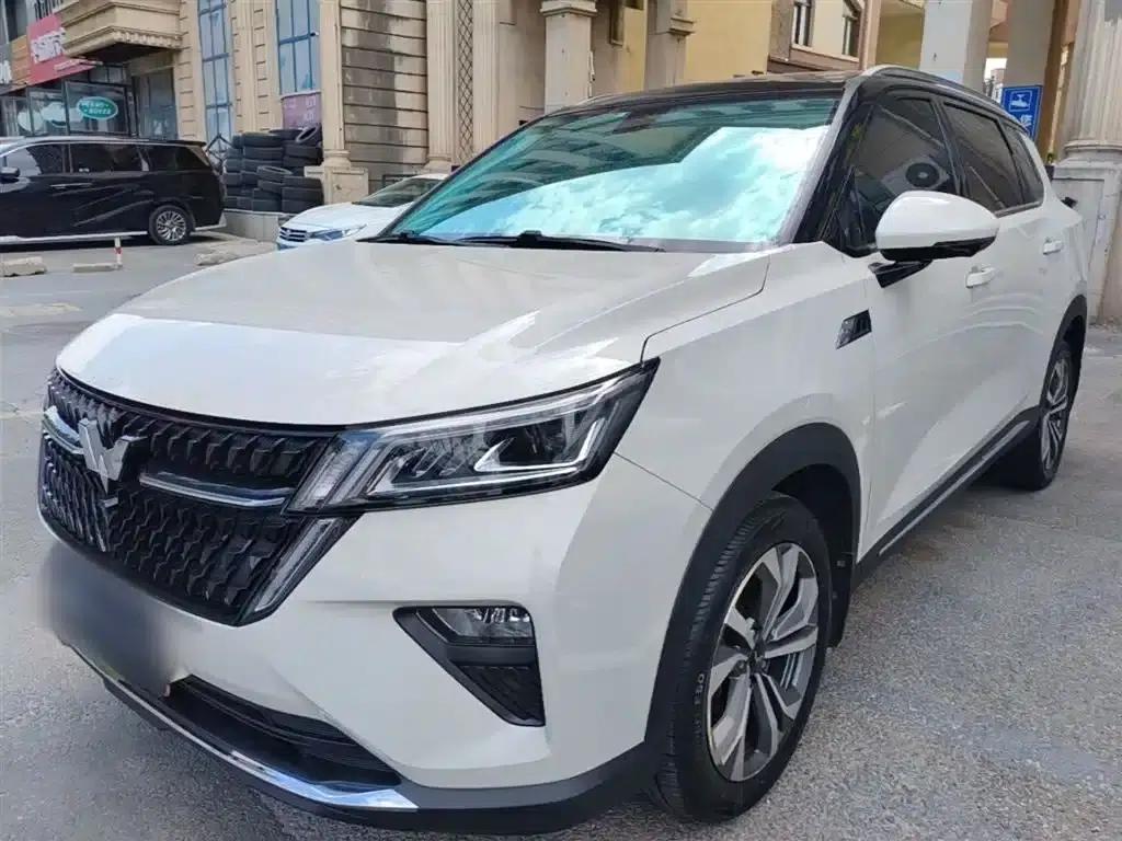 Wuling Xingchen 2021 1.5T CVT Star Edition — миниатюра 1