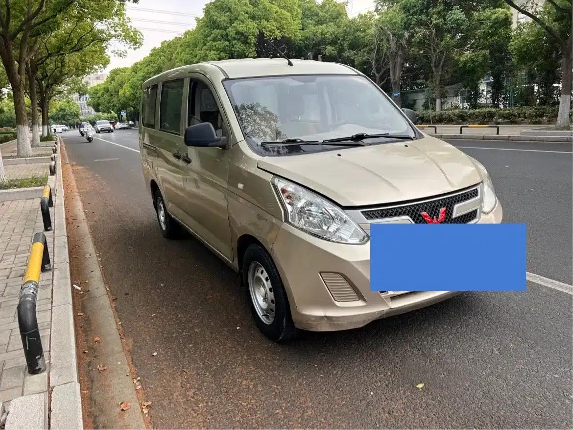 Wuling Rongguang V 2016 1.2L Standard Edition — миниатюра 2