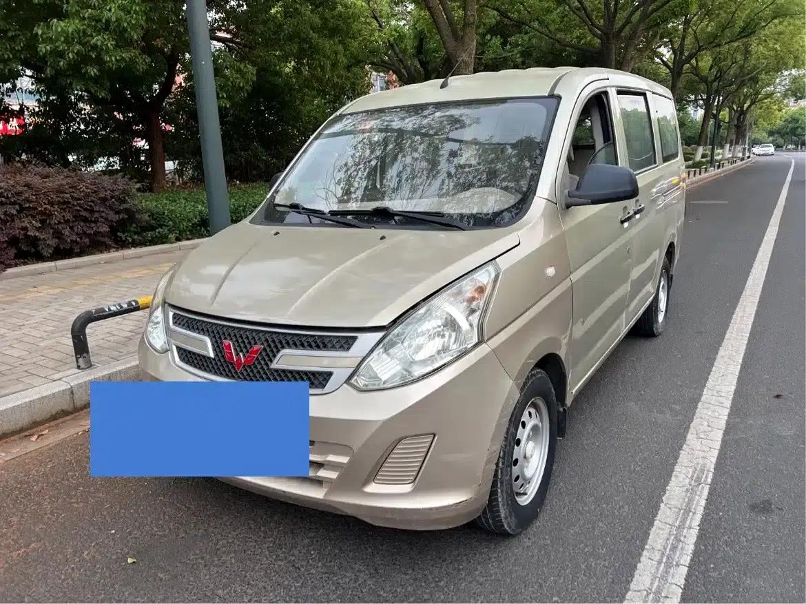 Wuling Rongguang V 2016 1.2L Standard Edition — миниатюра 3