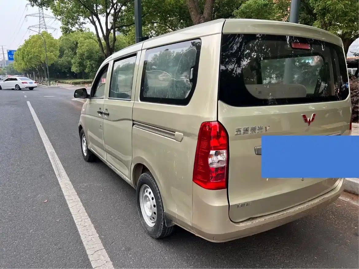 Wuling Rongguang V 2016 1.2L Standard Edition — миниатюра 4
