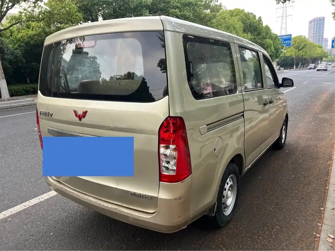 Wuling Rongguang V 2016 1.2L Standard Edition — миниатюра 6