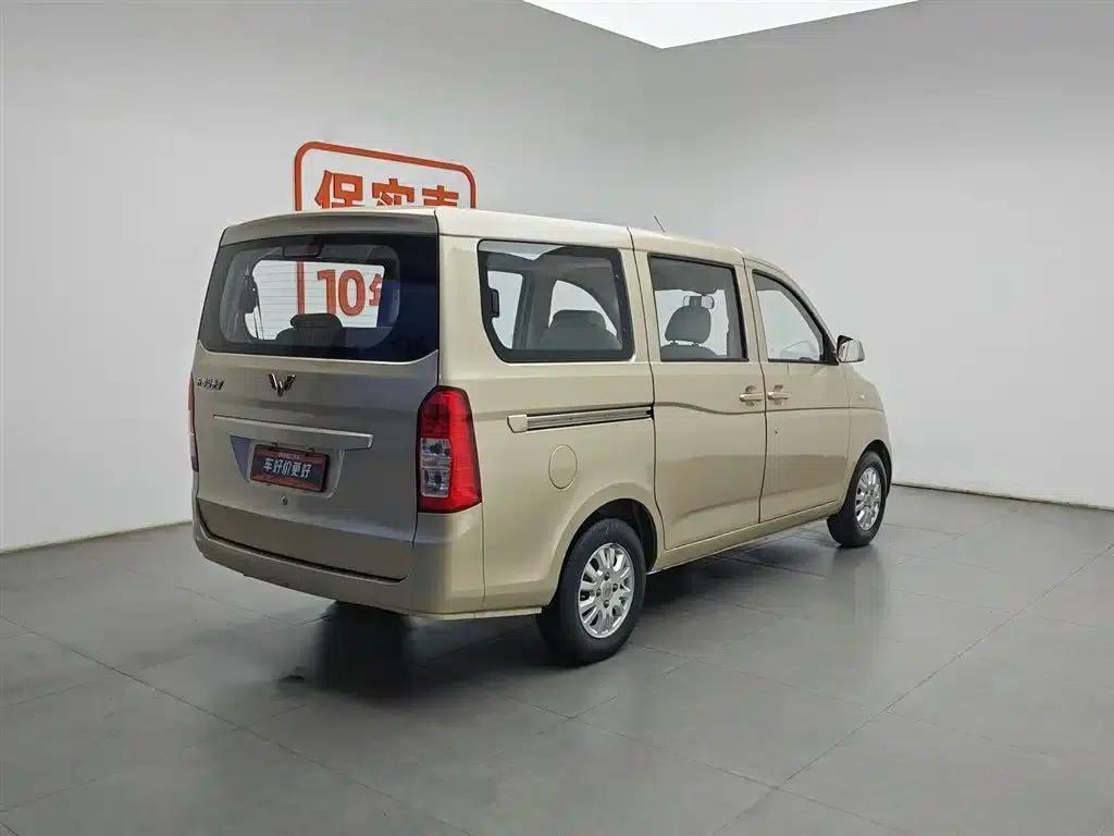 Wuling Rongguang V 2018 1.2L Standard Edition — миниатюра 2