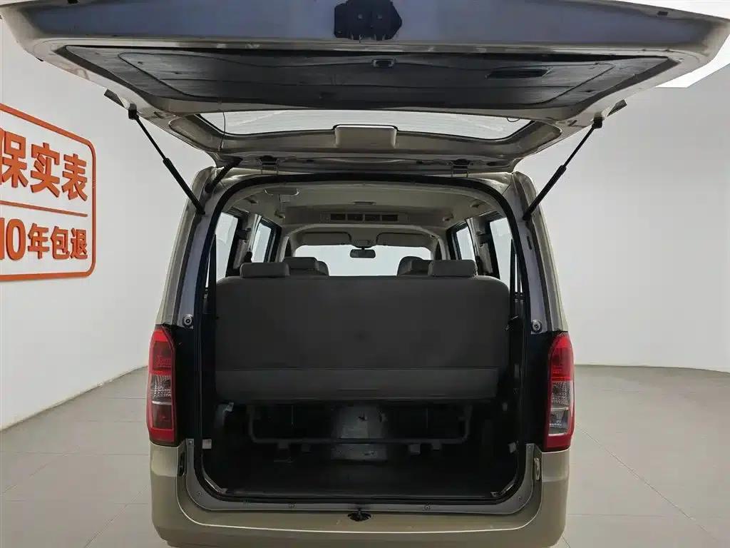Wuling Rongguang V 2018 1.2L Standard Edition — миниатюра 16