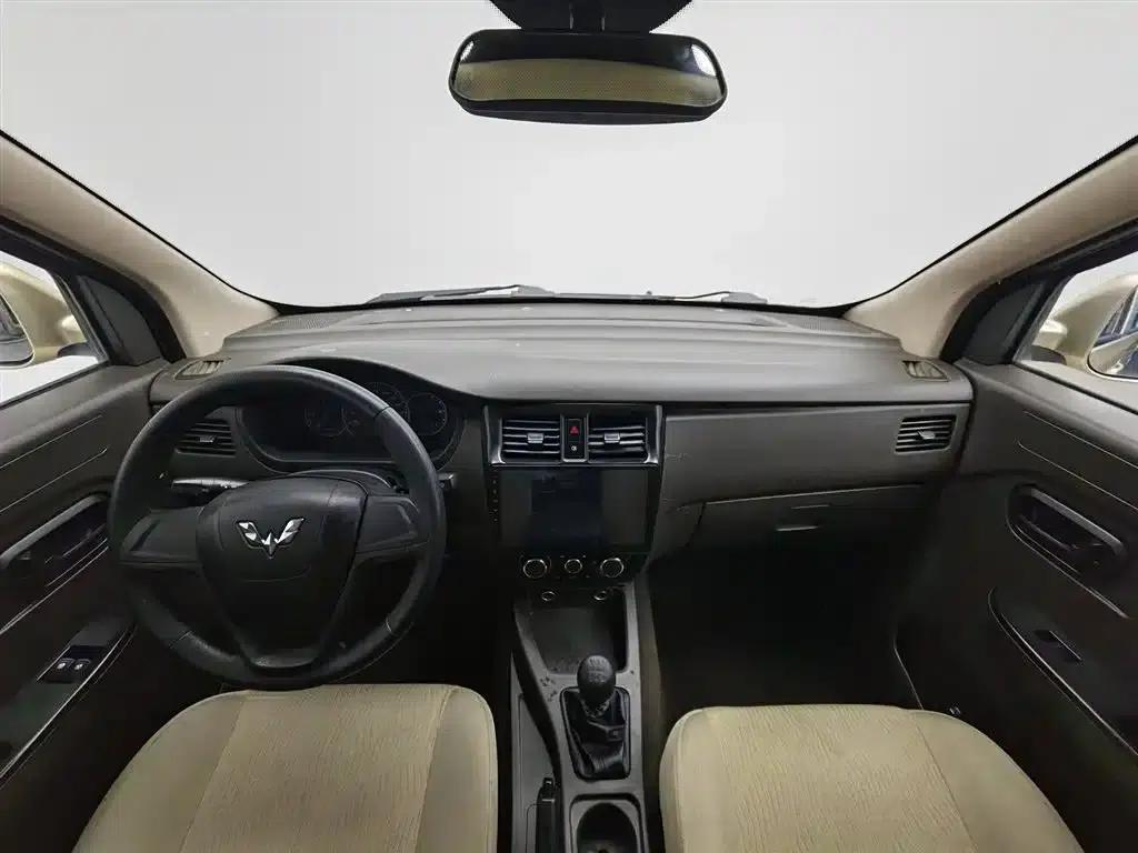 Wuling Rongguang V 2018 1.2L Standard Edition — миниатюра 5