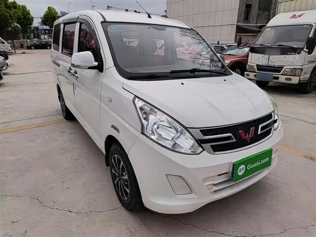 Wuling Rongguang V 2016 1.2L Practical Edition — миниатюра 4