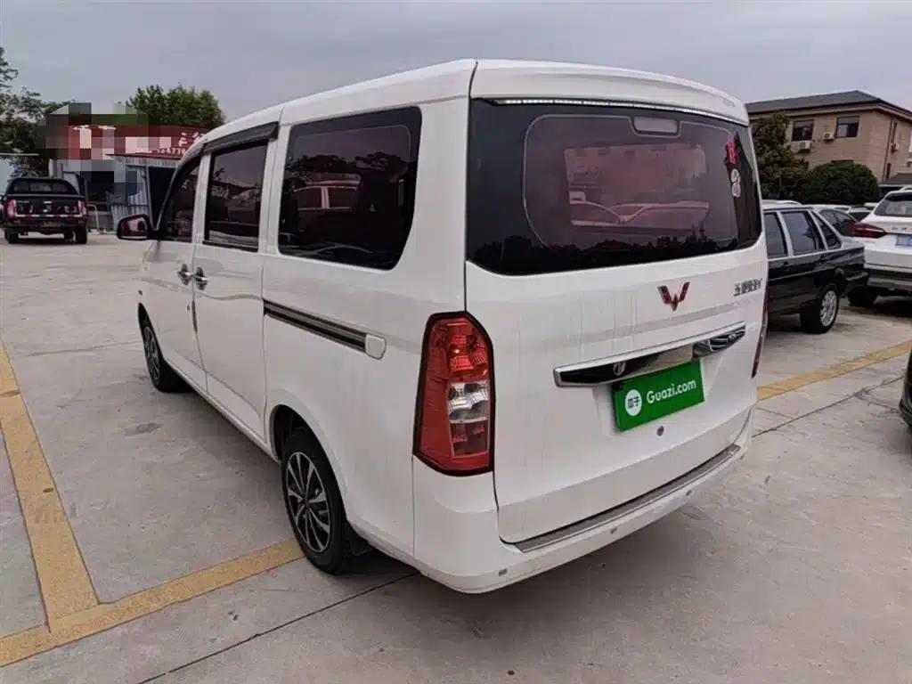 Wuling Rongguang V 2016 1.2L Practical Edition — миниатюра 5