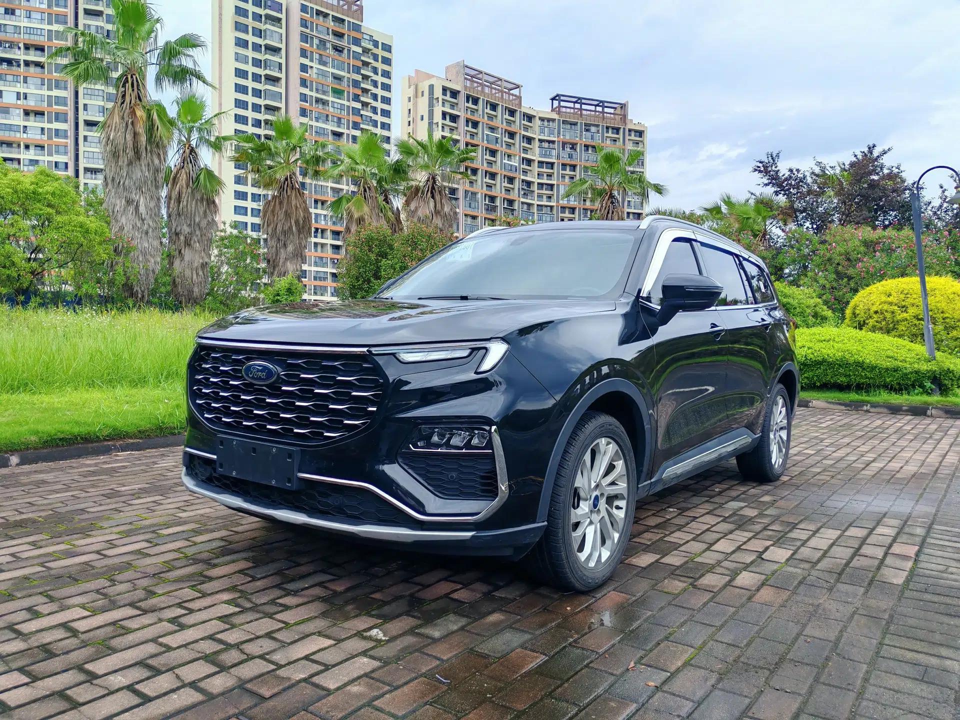 Ford Equator 2023 EcoBoost 225 Platinum Edition 7-Seater (2/2/3) — миниатюра 1