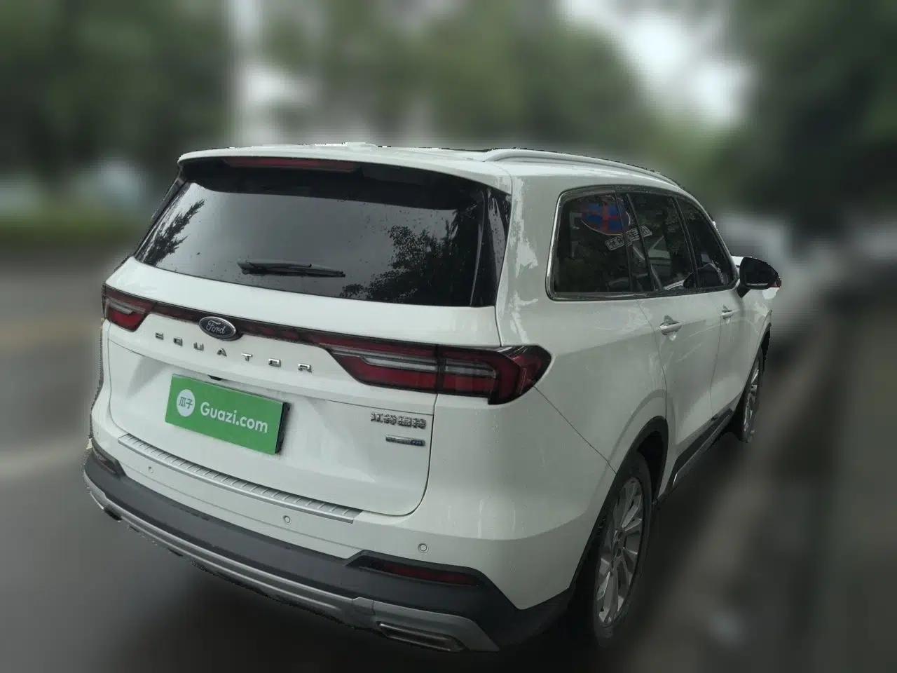 Ford Equator 2021 EcoBoost 225 Platinum Edition 7-Seater — миниатюра 6