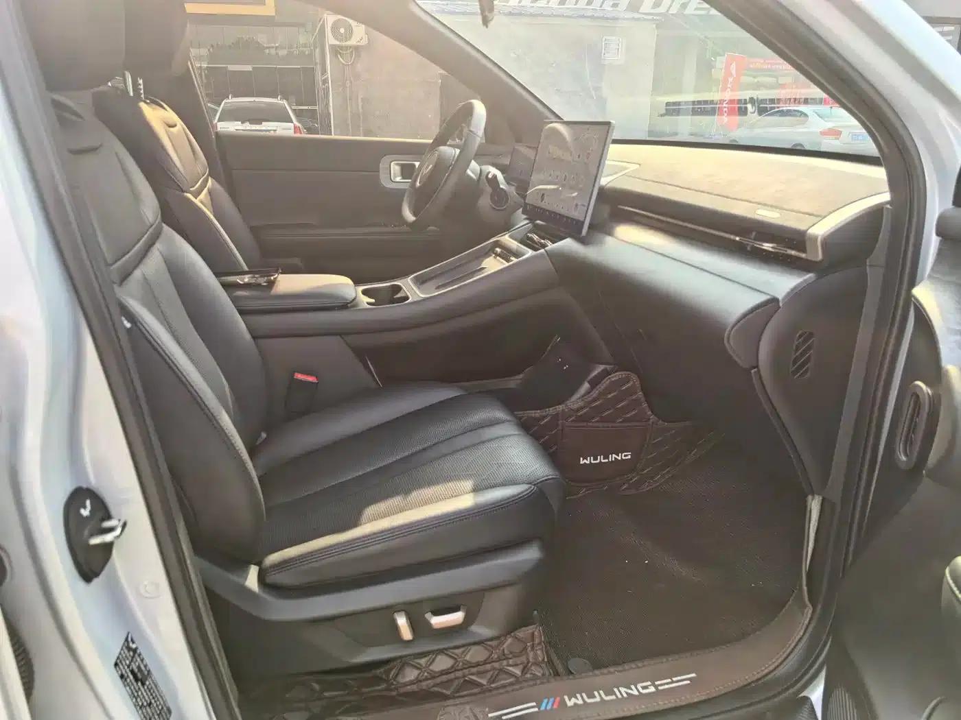 Wuling Xingguang S 2025 Model 130km Flagship Edition — миниатюра 12