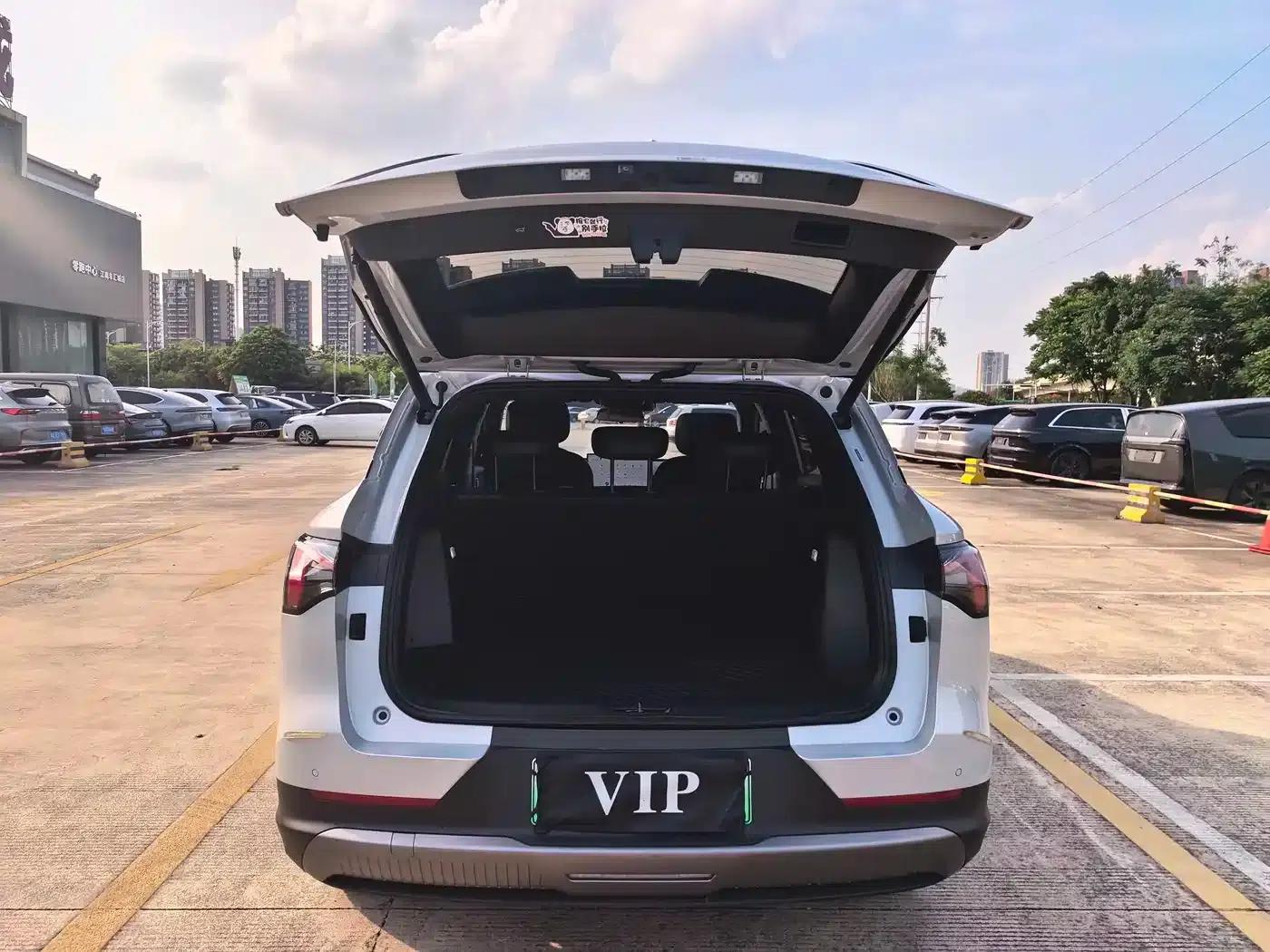 Wuling Xingguang S 2025 Model 130km Flagship Edition — миниатюра 16