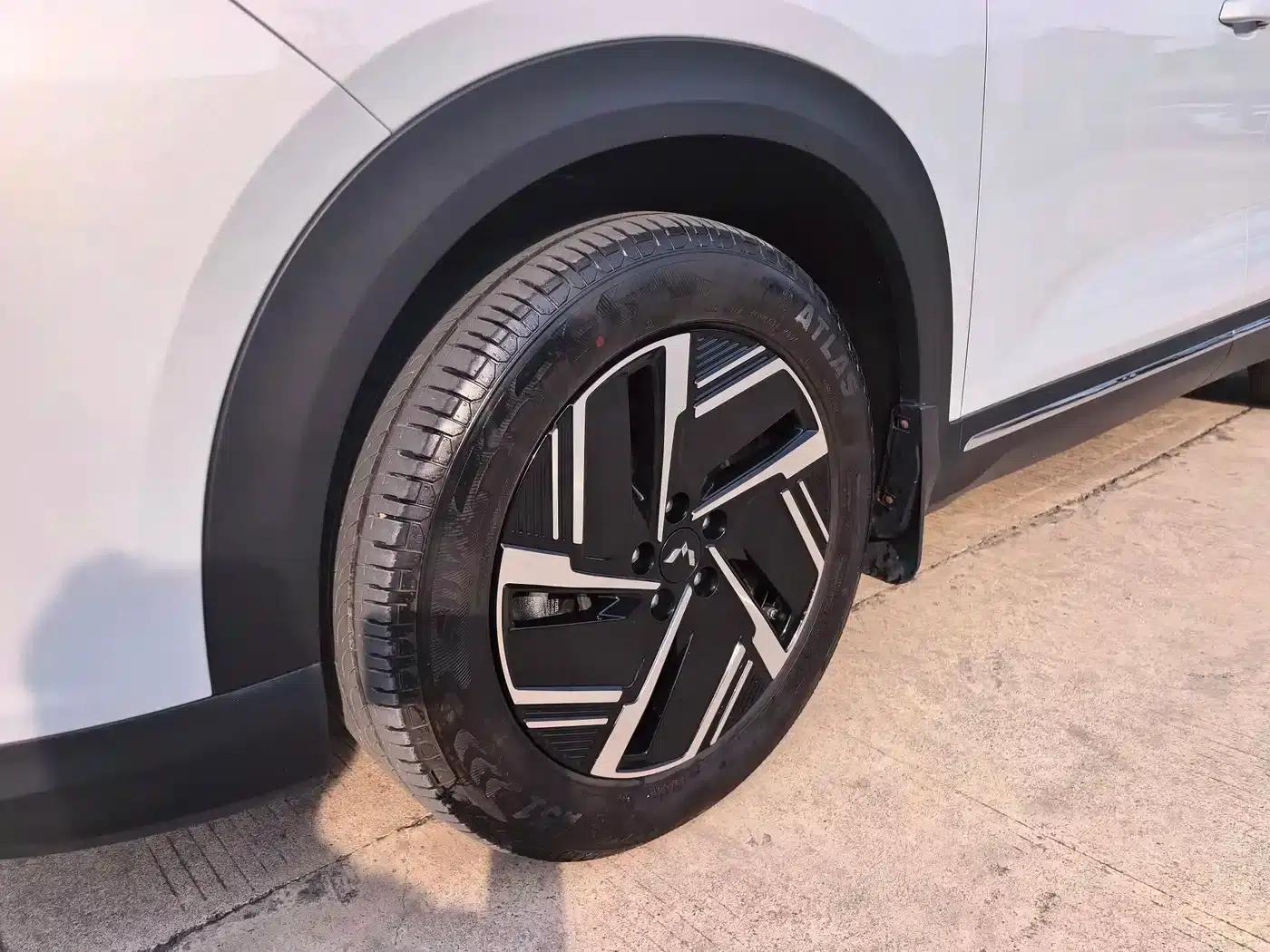 Wuling Xingguang S 2025 Model 130km Flagship Edition — миниатюра 17