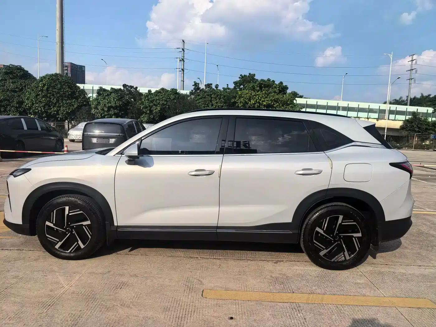 Wuling Xingguang S 2025 Model 130km Flagship Edition — миниатюра 4