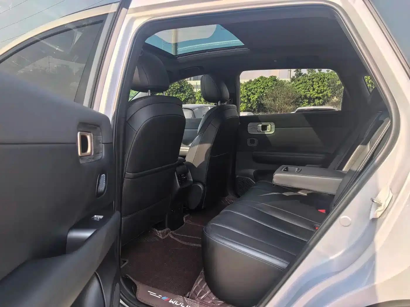Wuling Xingguang S 2025 Model 130km Flagship Edition — миниатюра 6