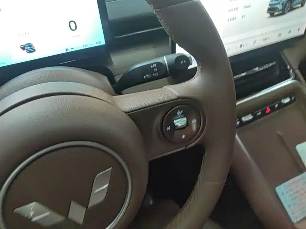 Wuling Xingguang S 2024 Model 130km Flagship Edition — миниатюра 14