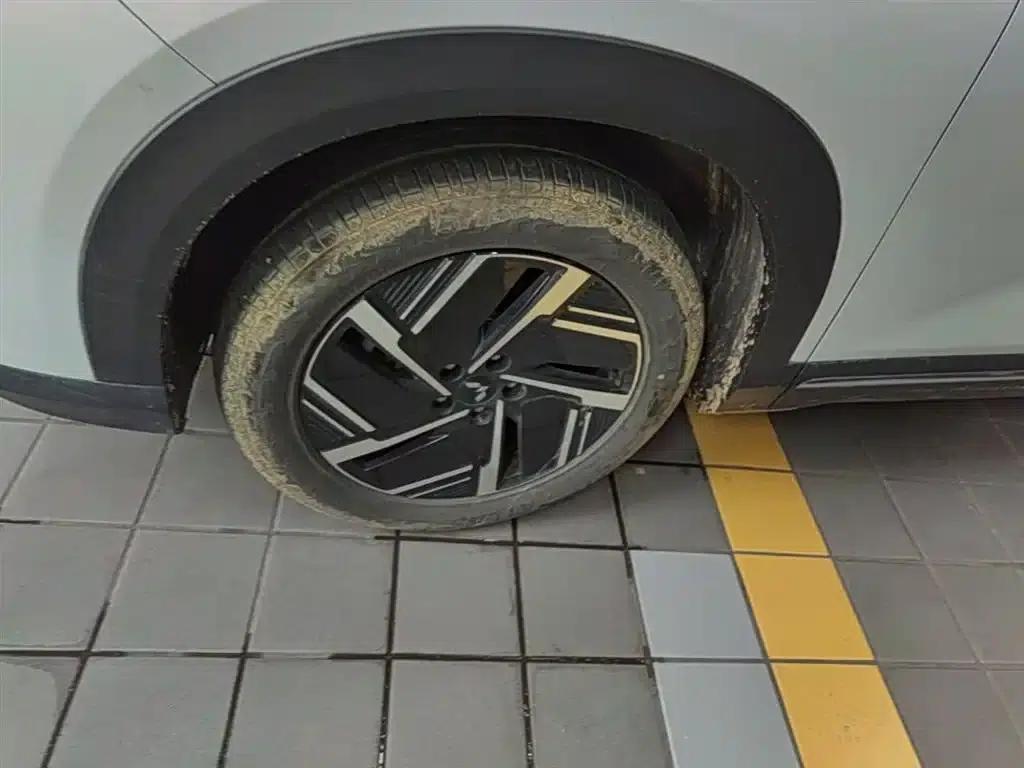 Wuling Xingguang S 2024 Model 130km Flagship Edition — миниатюра 23