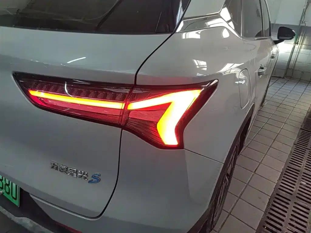 Wuling Xingguang S 2024 Model 130km Flagship Edition — миниатюра 8