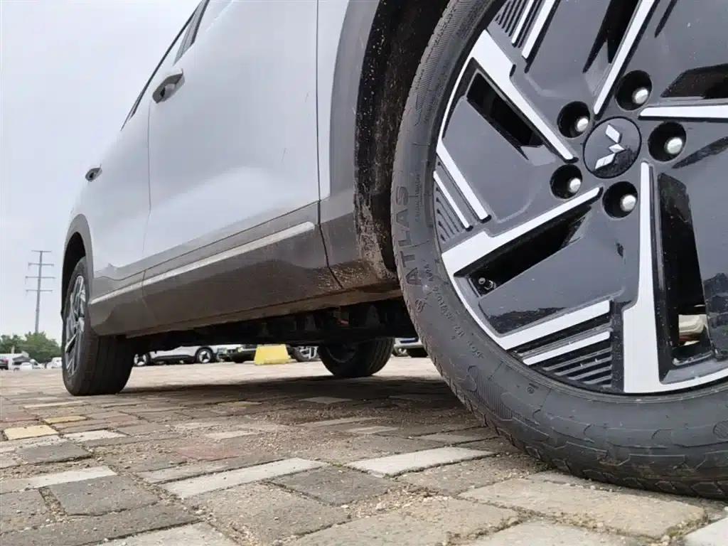 Wuling Xingguang S 2024 Model 130km Flagship Edition — миниатюра 21