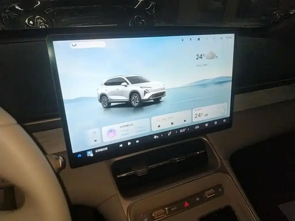 Wuling Xingguang S 2024 Model 130km Flagship Edition — миниатюра 13